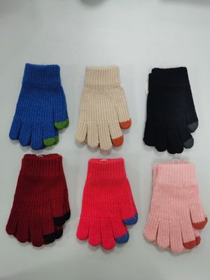 Knit Winter Gloves Customized Color Blocking Design for Warmth Style