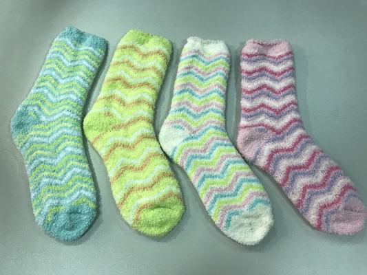 Machine Washable Winter Indoor Socks for Daily Wear Comfort and Durability